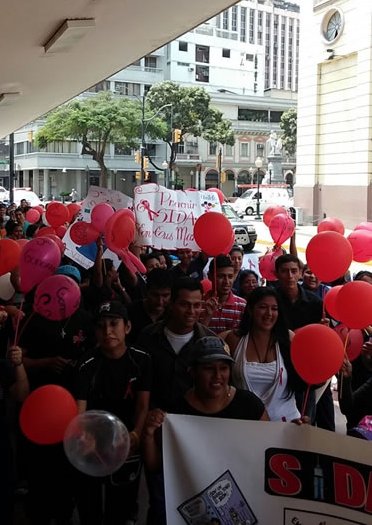 MARCHA POR EL DÍA MUNDIAL DE LA PREVENCIÓN DEL VIH