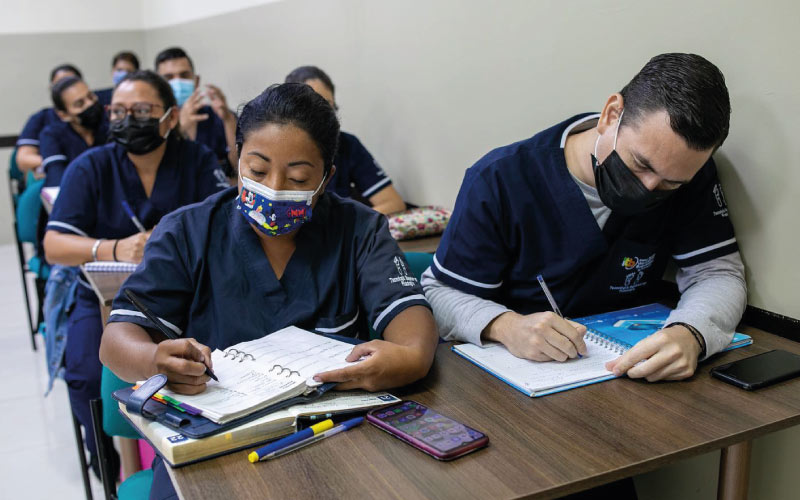 Estudiantes de podología inician la materia de Morfofisiología Como parte de su formación académica
