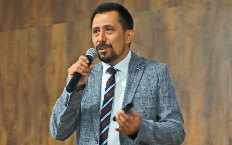 Jornada Científica reúne a importantes expositores en el área de Optometría