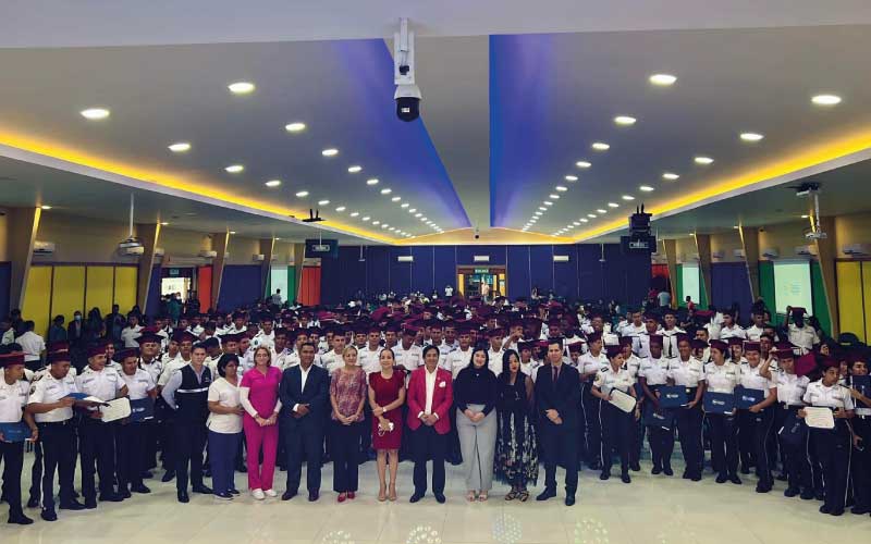 ¡Aplaudimos su esfuerzo! Estudiantes de la carrera Técnico Superior en Planificación y Gestión del Tránsito formaron parte de la ceremonia de gradua
