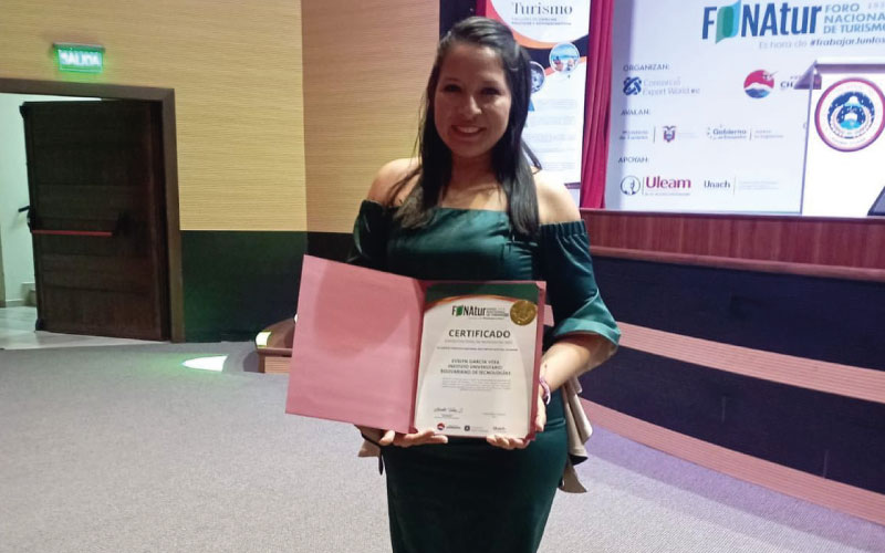ITB presente en el Foro Nacional de Turismo Evelyn García Vera, coordinadora de la carrera Guía Nacional de Turismo