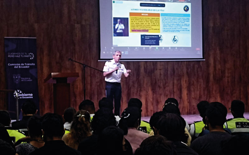 Estudiantes del ITB participan de Webinar de Movilidad Sostenible. Con el propósito de tener una formación de excelencia