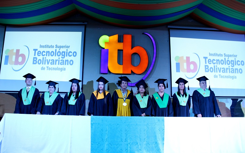FELICITACIONES A LOS NUEVOS GRADUADOS