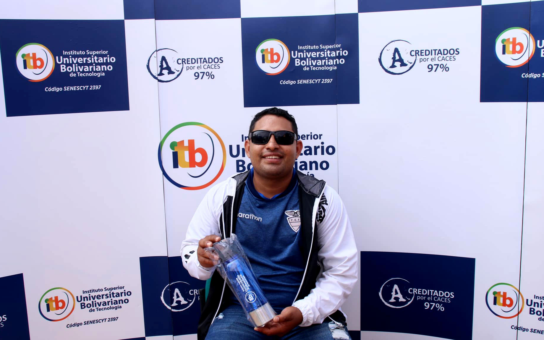 ¡ITB estuvo presente en #LaFiestaDeLaTri! El ITB Instituto Superior Universitario Bolivariano se tomó la explanada del Modelo Alberto Spencer