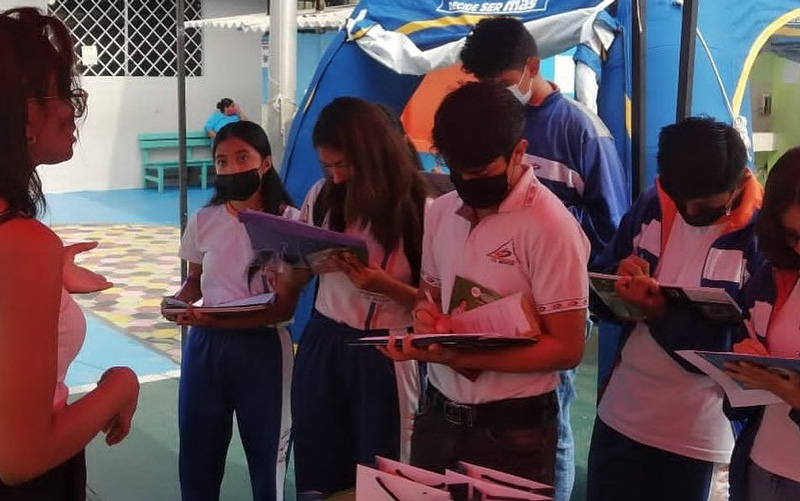 El ITB presente en feria de universidades. Representantes de la Facultad de Ciencias Económicas y Sistemas (FACES)