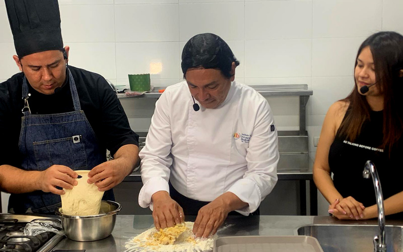 Cocinando con el rector