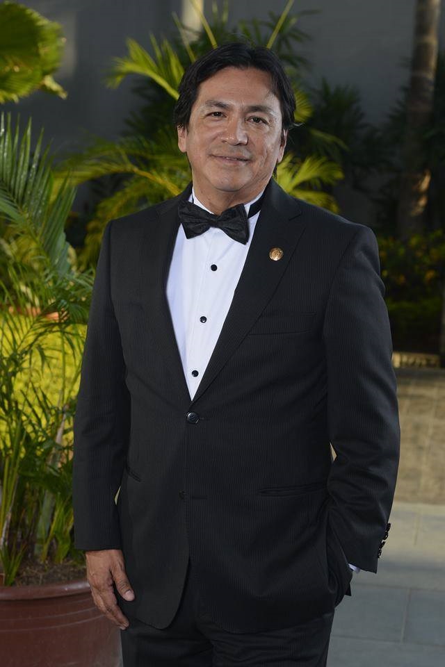 RECTOR DE ITB RECIBE UN PREMIO POR SU LABOR EDUCATIVA