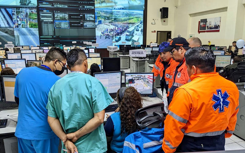 Estudiantes de la carrera Tecnología Superior en Emergencias Médicas reciben capacitación en el ECU 911