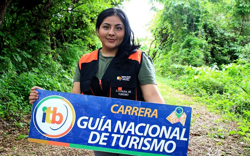 Estudiantes de Guía Nacional de Turismo dieron un gran paso en su profesión