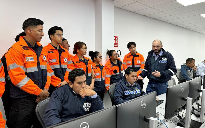 Visita técnica en la Corporación para la Seguridad Ciudadana de Guayaquil