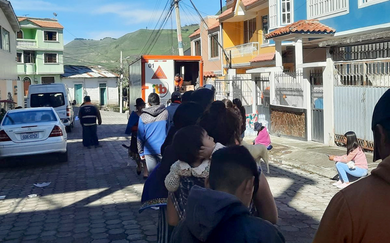 La solidaridad de la comunidad bolivariana llegó a Alausí