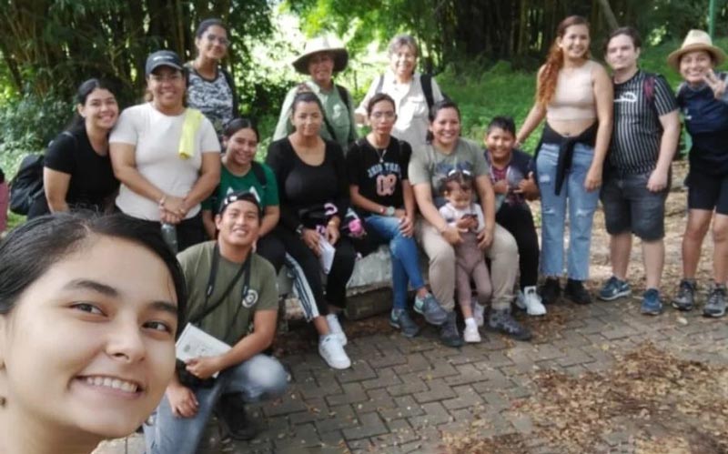 Estudiantes de la carrera Guía Nacional de Turismo participan en el "Global Big Day"