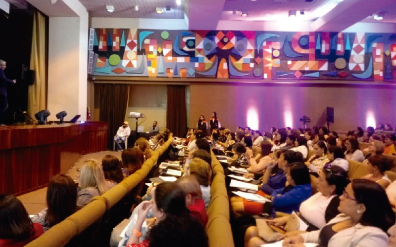 Seminario Emprendimiento Femenino