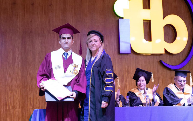 Más de 300 nuevos profesionales se incorporaron en ITB