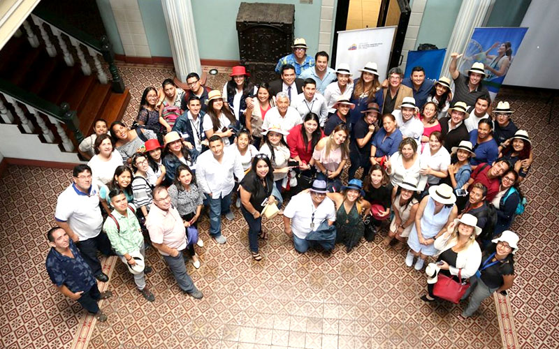 DÍA INTERNACIONAL DEL GUÍA DE TURISMO