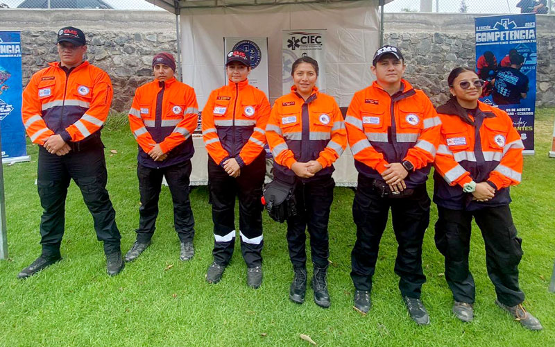 Estudiantes de Emergencias Médicas del ITB se destacan en la Competencia EMS Chimborazo 2023 y obtienen segundo lugar