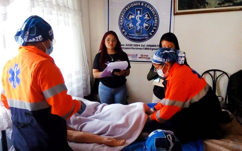Estudiantes de Emergencias Médicas del ITB se destacan en la Competencia EMS Chimborazo 2023 y obtienen segundo lugar