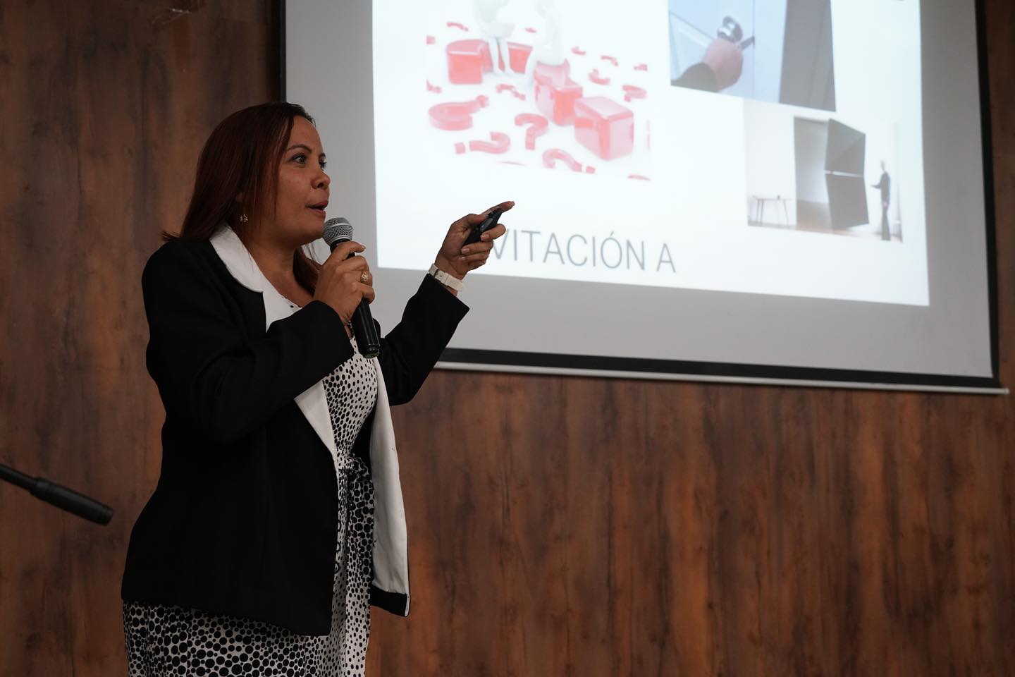 ITB fue sede del I Congreso Internacional de Ciencias de la Salud organizado por la Universidad Bolivariana del Ecuador (UBE)