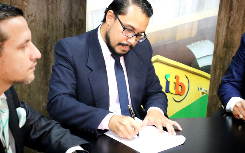 ITB firma convenio con la Empresa Pública para la Innovación y desarrollo de la UG