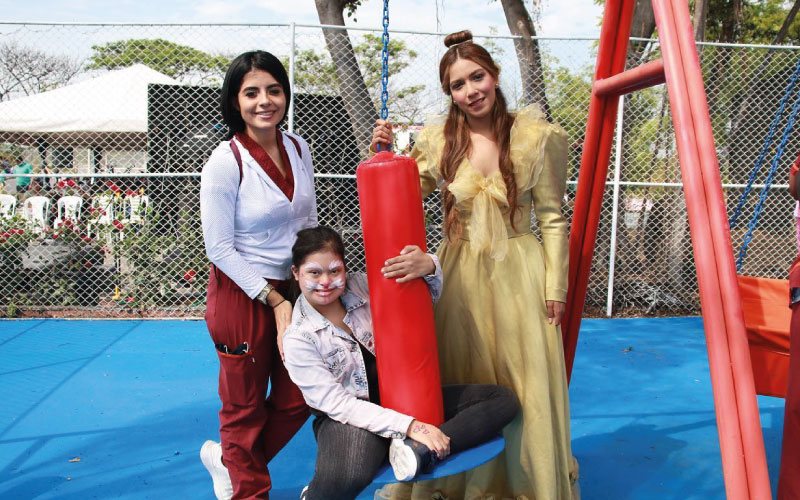 En el marco del Día del Niño, los estudiantes de la carrera de Tecnología Superior en Rehabilitación Física del ITB realizaron un acompañamiento a lo