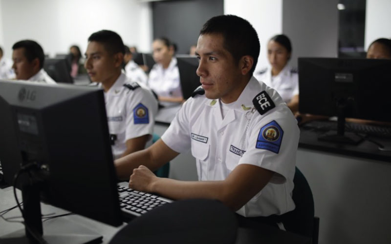 1061 estudiantes de la carrera de Técnico Superior en Planificación y Gestión del Tránsito culminaron su proceso de formación académica