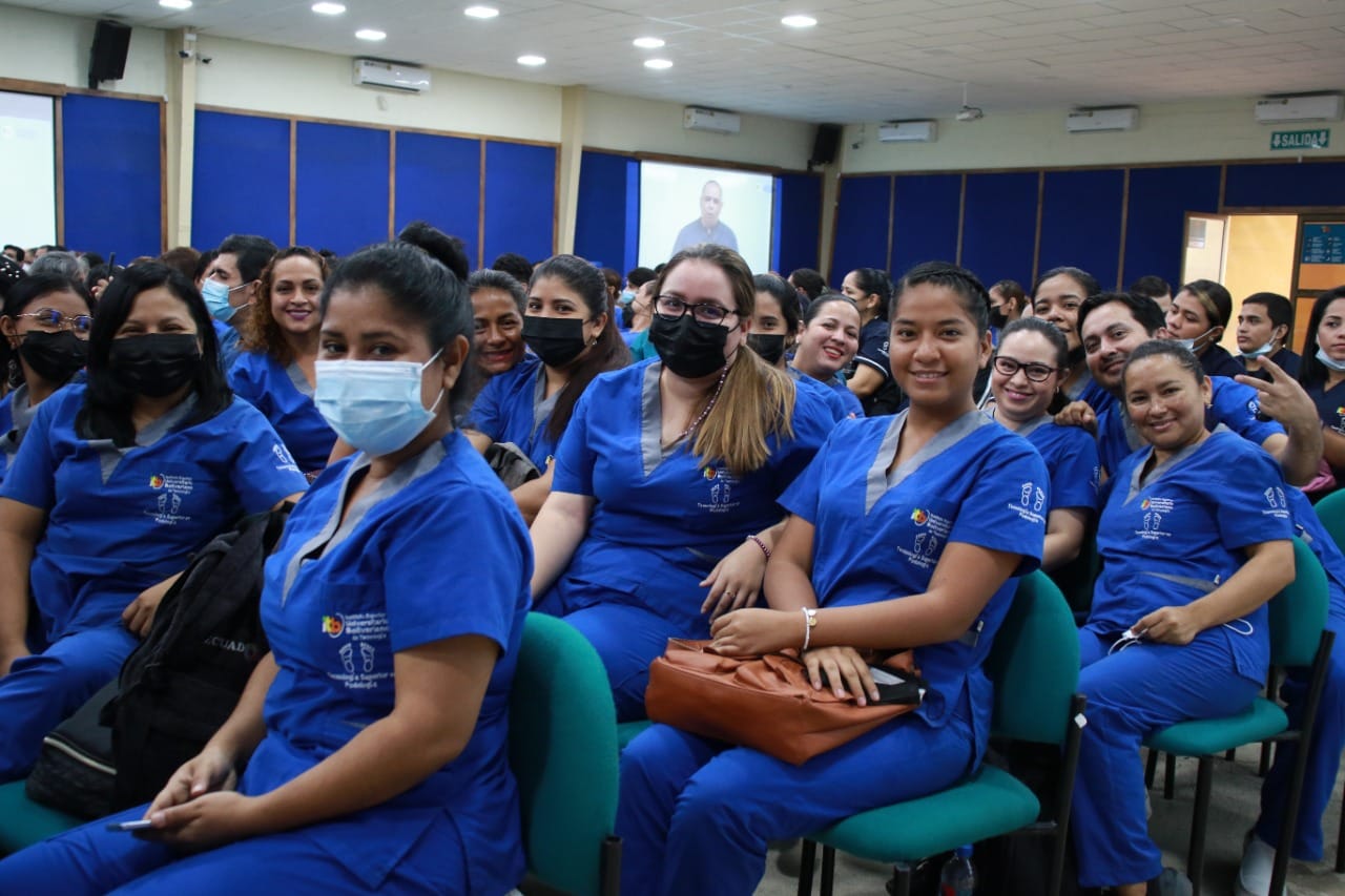 Tecnología Superior Universitaria en Podología y Tecnología Superior Universitaria en Gerontología