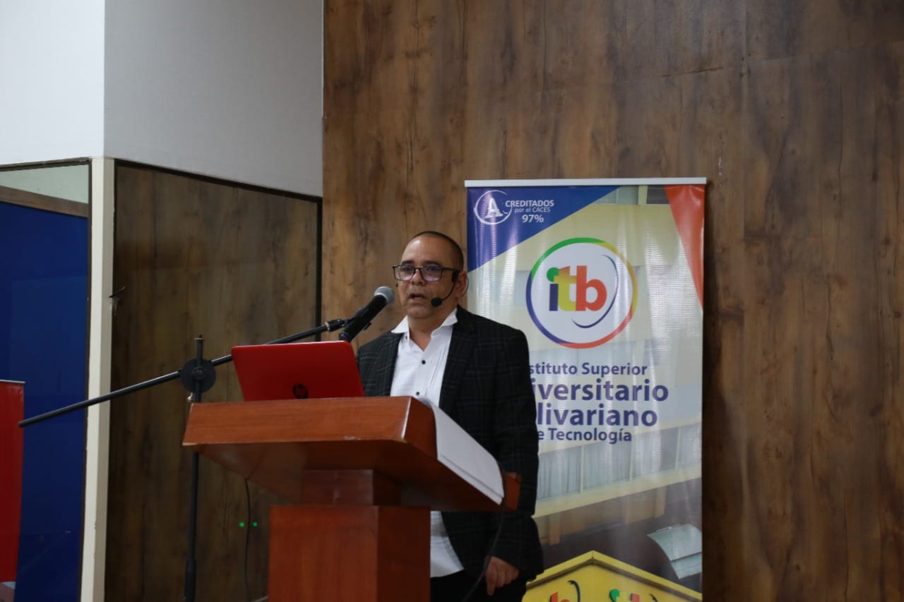 Tecnología Superior Universitaria en Podología y Tecnología Superior Universitaria en Gerontología