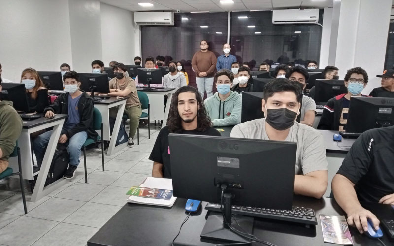 ¡Bienvenidos! Damos la bienvenida a los nuevos estudiantes del grupo DUSD02 jornada matutina