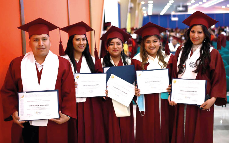 ITB incorpora más de 500 nuevos profesionales Momentos de emociones y felicidad 