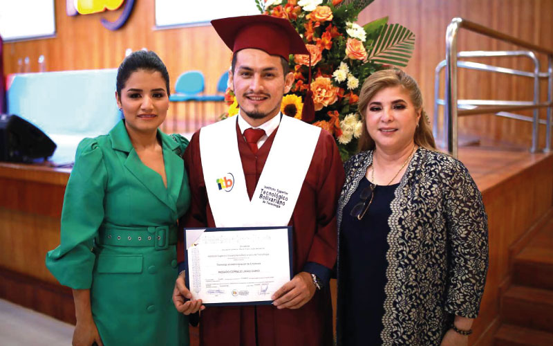 ITB incorpora más de 500 nuevos profesionales Momentos de emociones y felicidad 