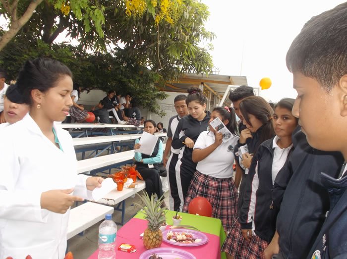 UNIDAD EDUCATIVA - TERESA AZUCENA CARRERA LOOR