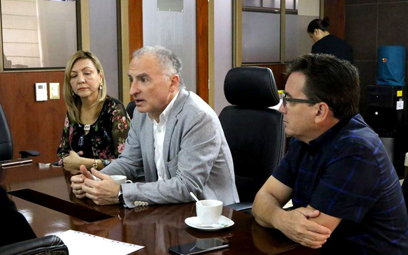 Reunión con Institutos superiores tecnológicos acreditados del Guayas