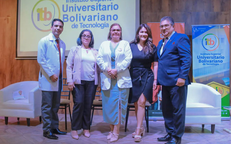 Todo un éxito fue el conversatorio de la Semana Mundial de la Lactancia Materna