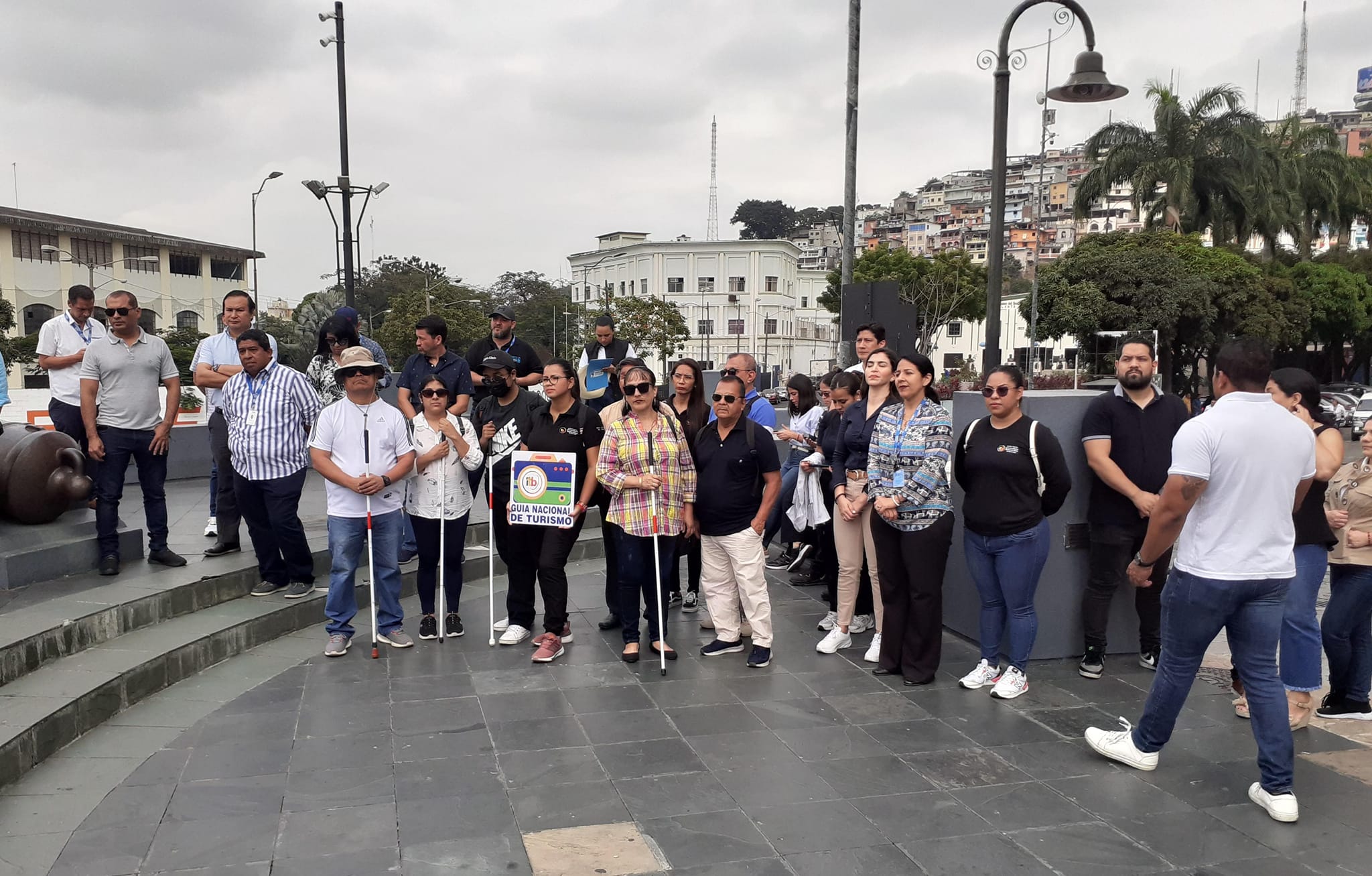 ITB realiza circuito turístico con personas no videntes