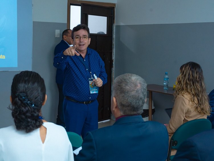 Arrancan los Cursos Precongresos del VII Congreso Internacional de Ciencias Pedagógicas del Ecuador.