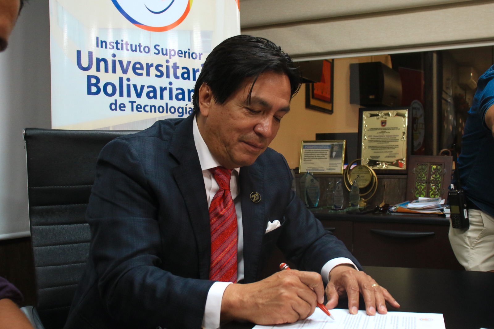 Convenio de cooperación con Cuerpo de Bomberos de Milagro.