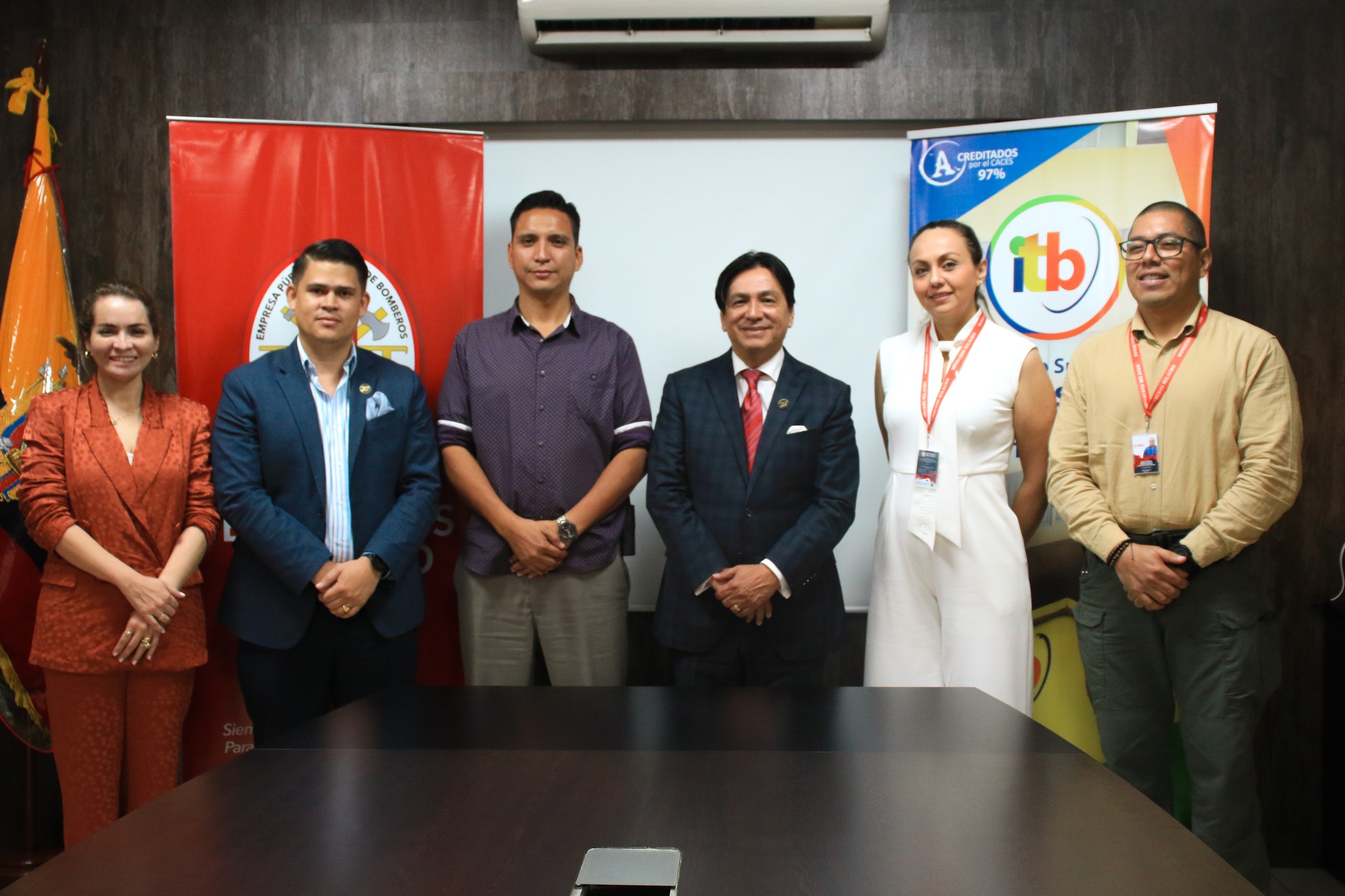 Convenio de cooperación con Cuerpo de Bomberos de Milagro.