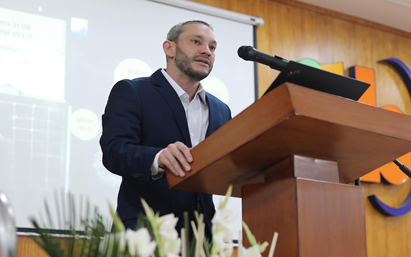 Éxito total en “Diálogo: La lucha contra los GDO y los Decretos 110 y 111”