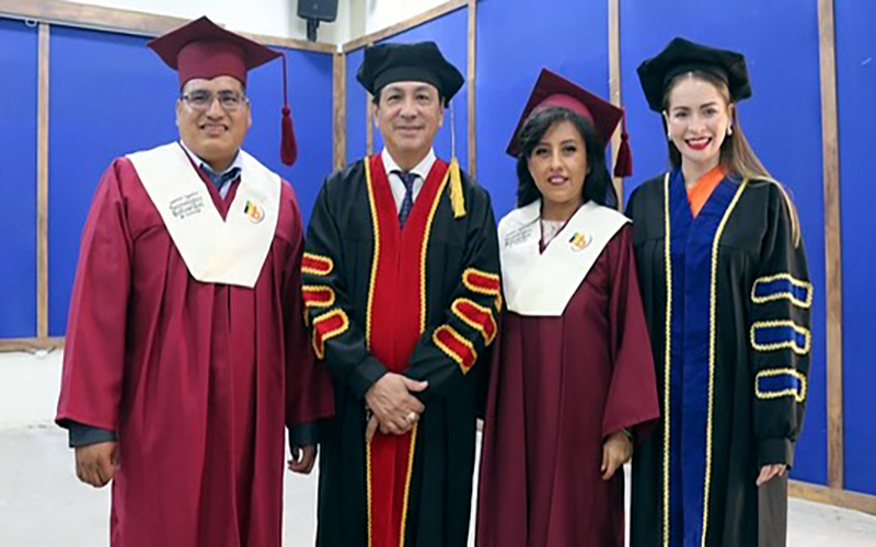 ITB incorpora a 71 nuevos profesionales En un emotivo acto de graduación realizado en el Auditorio Máster