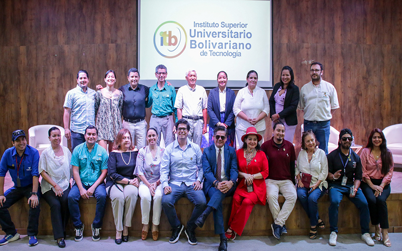 Éxito rotundo en el Conversatorio "Desafíos 2024 del Guía de Turismo y Galardón a la Excelencia Segunda Edición" 