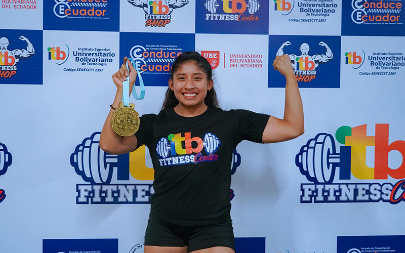 Equipo de Powerlifting del ITB brilla en torneo provincial.