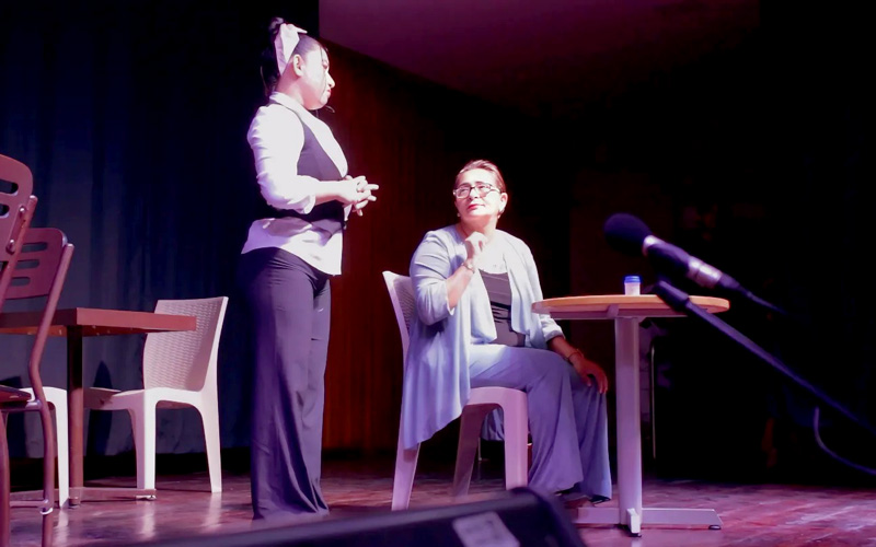  El Centro de Arte y Cultura realiza obra en conmemoración al Día Mundial del Teatro.