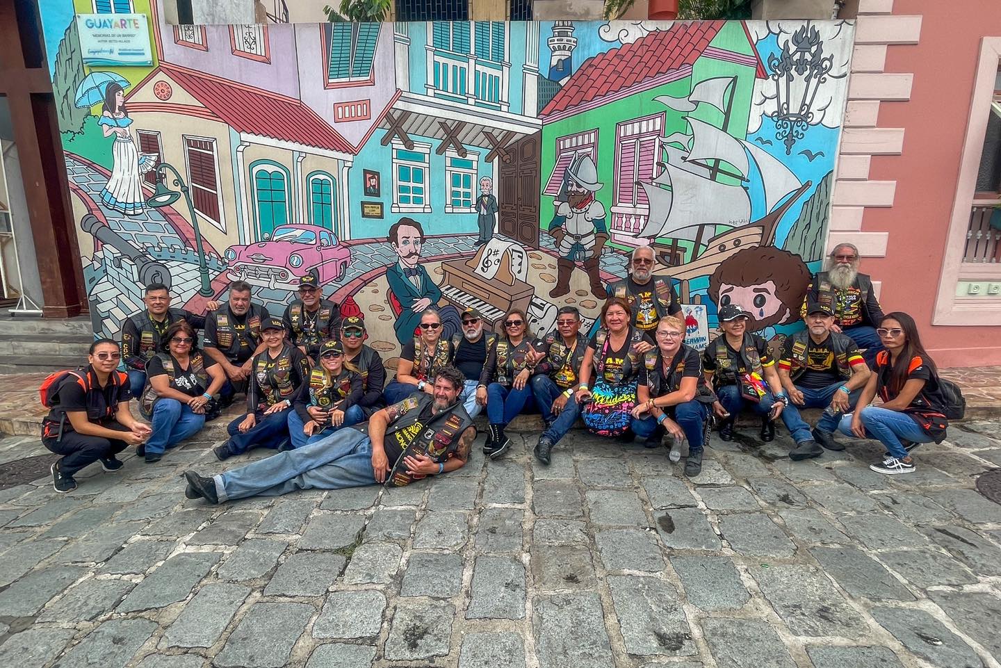 Estudiantes Guía Nacional de Turismo realizaron City Tour para visitantes en Guayaquil