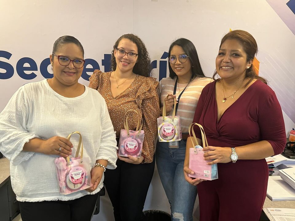 Honramos a las increíbles mamás del ITB en su día especial!