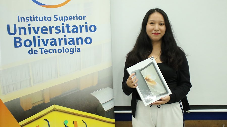 Más de 50 personas vivieron la experiencia de ser un profesional en Laboratorio Clínico por 1 día