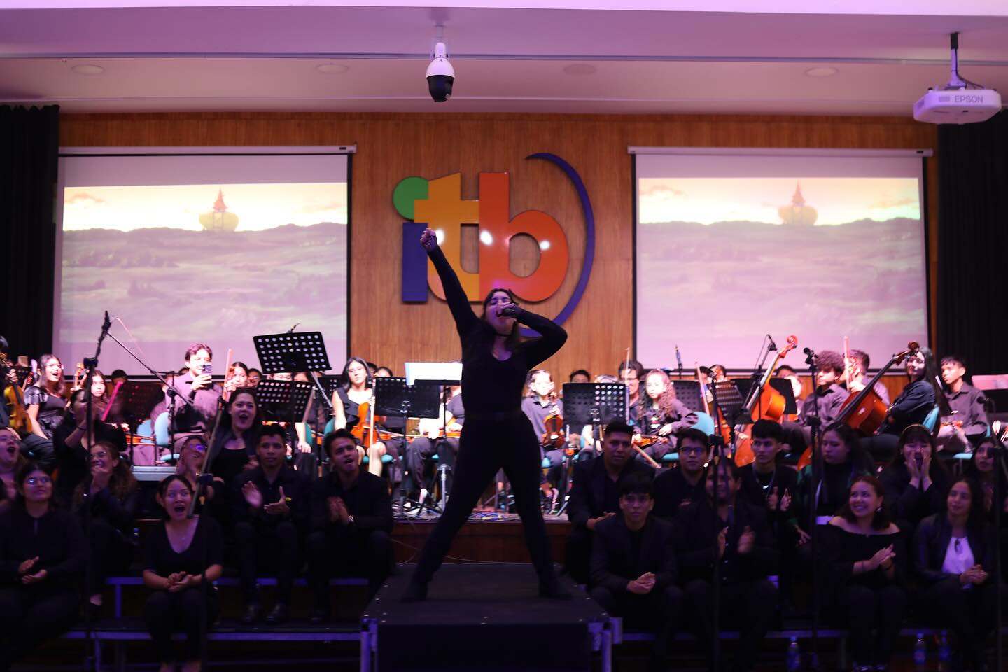Éxito total en el Concierto de Anime Sinfónico ‘DoReMiFans: Lo Mejor de Dos Mundos’ en Guayaquil