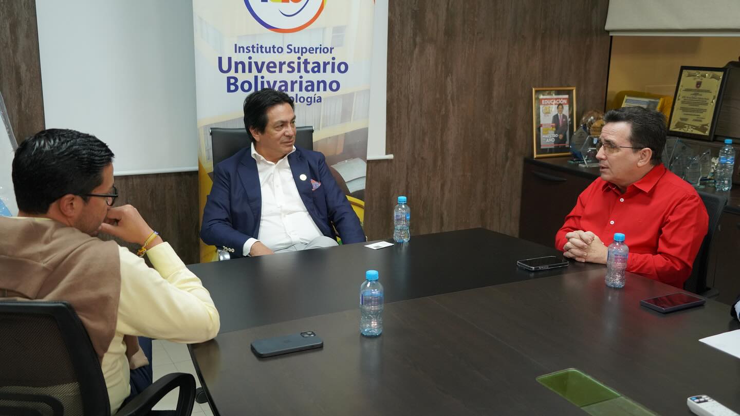 Senescyt visita al ITB