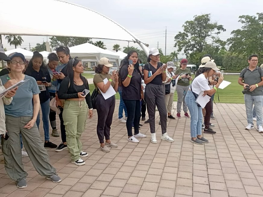  Estudiantes de turismo alcanzan tercer lugar en conteo de aves del Global Big Day en Guayas.