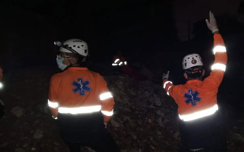 Los estudiantes de Emergencias Médicas del grupo #MEMPN01 demostraron sus habilidades en prácticas de Rescate en Estructuras Colapsadas.
