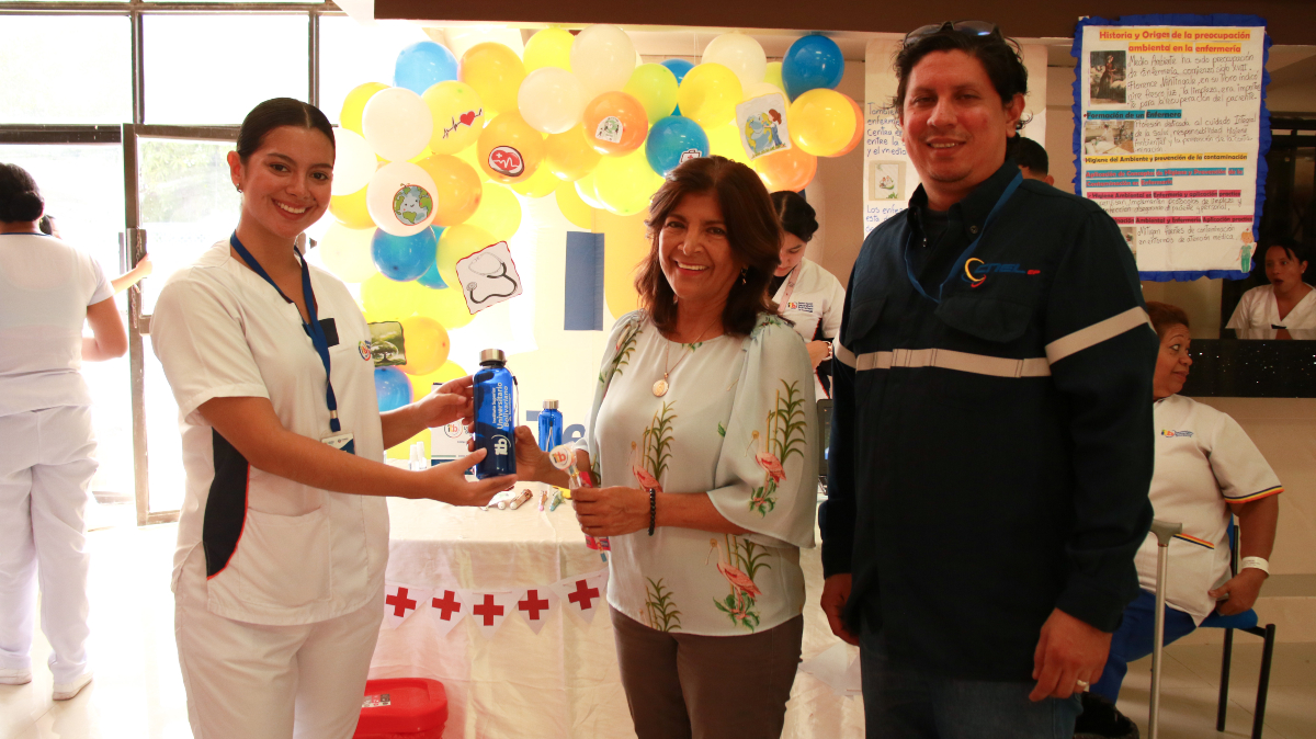 Estudiantes de la carrera de Enfermería participan en Casa Abierta de la Fuerza Aérea Ecuatoriana